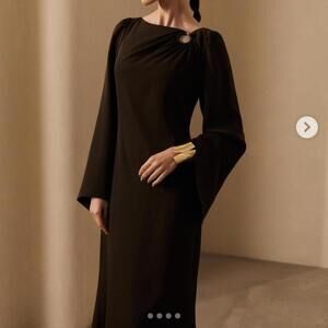 The One By Lichi Frankfurt Gorgeous brown modest long sleeve NWT